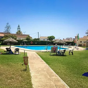 Holidays2torremolinos De 3 Con Terraza Y Piscina Comunitaria Apartamento
