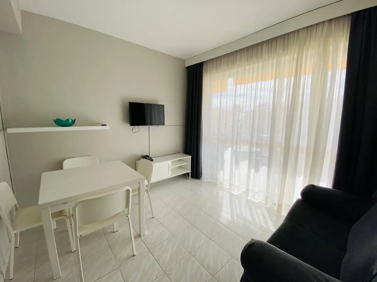 Hotel Los Jazmines Torremolinos 3*,