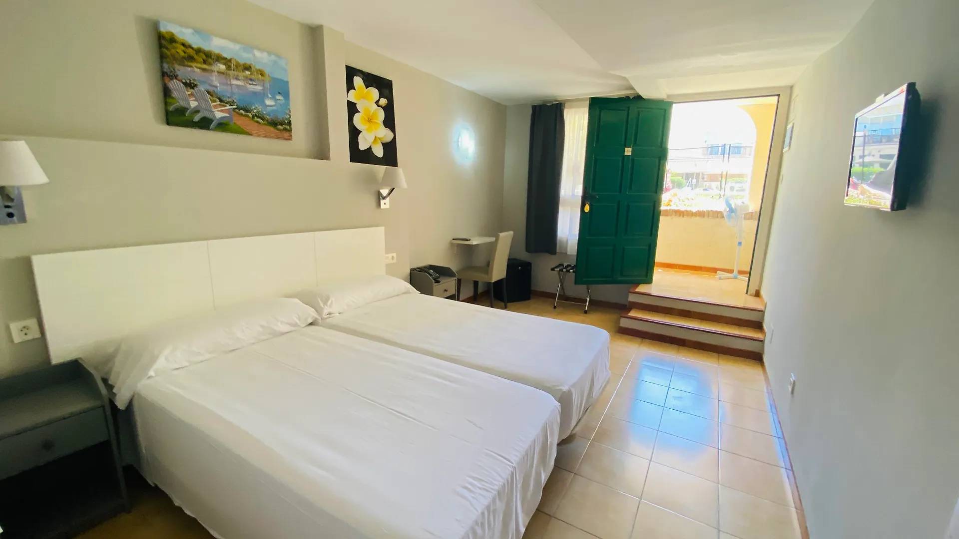 Hotel Los Jazmines Torremolinos 3*,