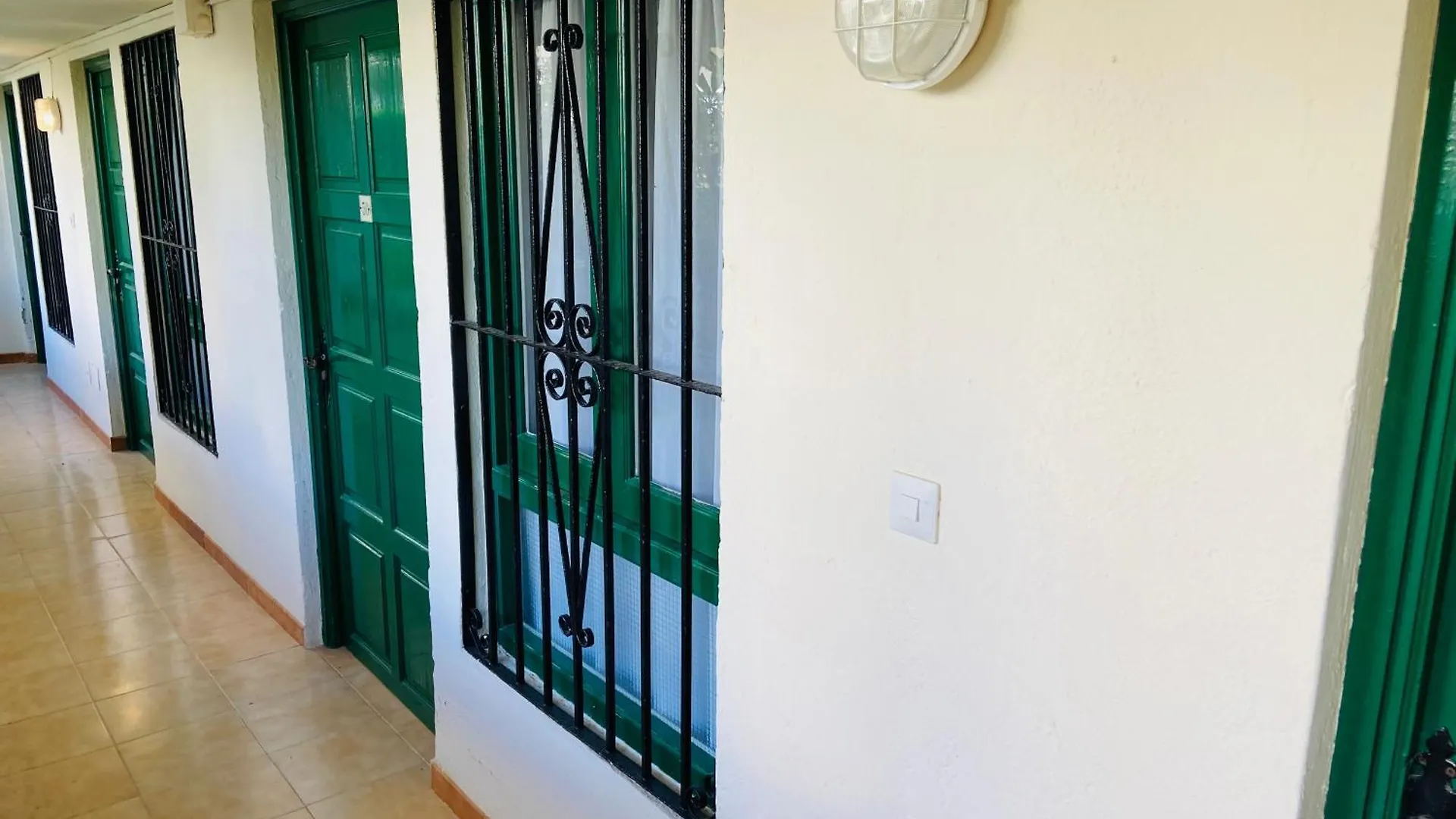 Hotel Los Jazmines Torremolinos İspanya